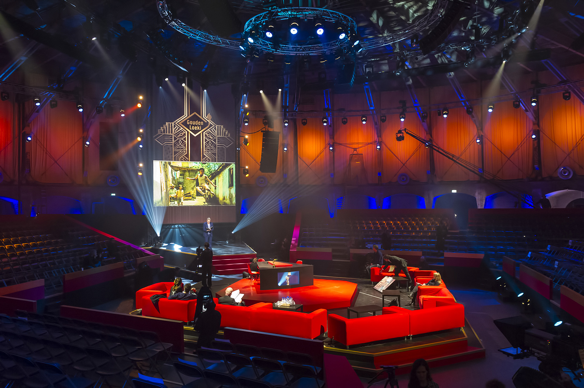 photo of the mid area where Sophie welcomes the nominees